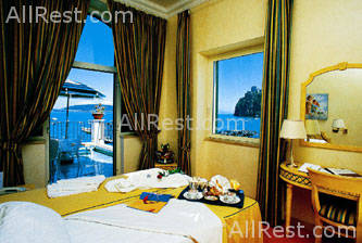 Miramare & Castello 30